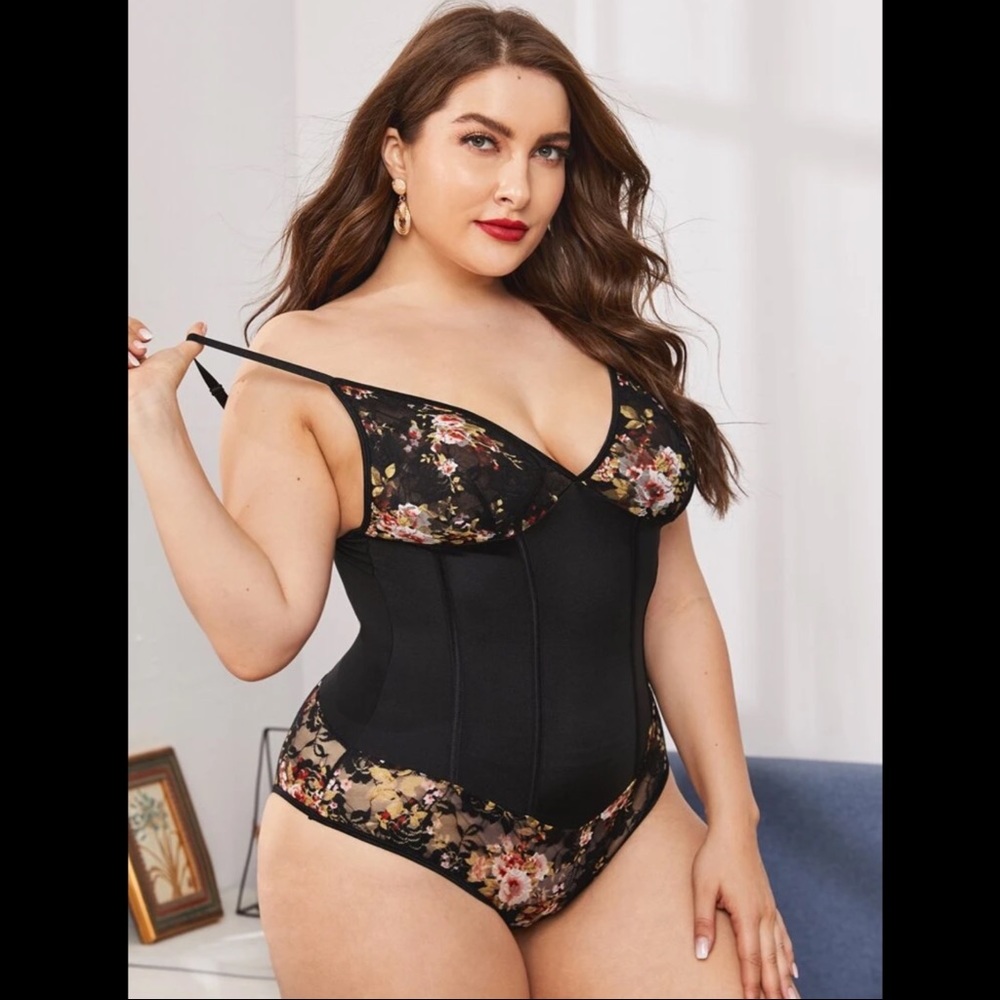 Plus Floral Lace Teddy Bodysuit